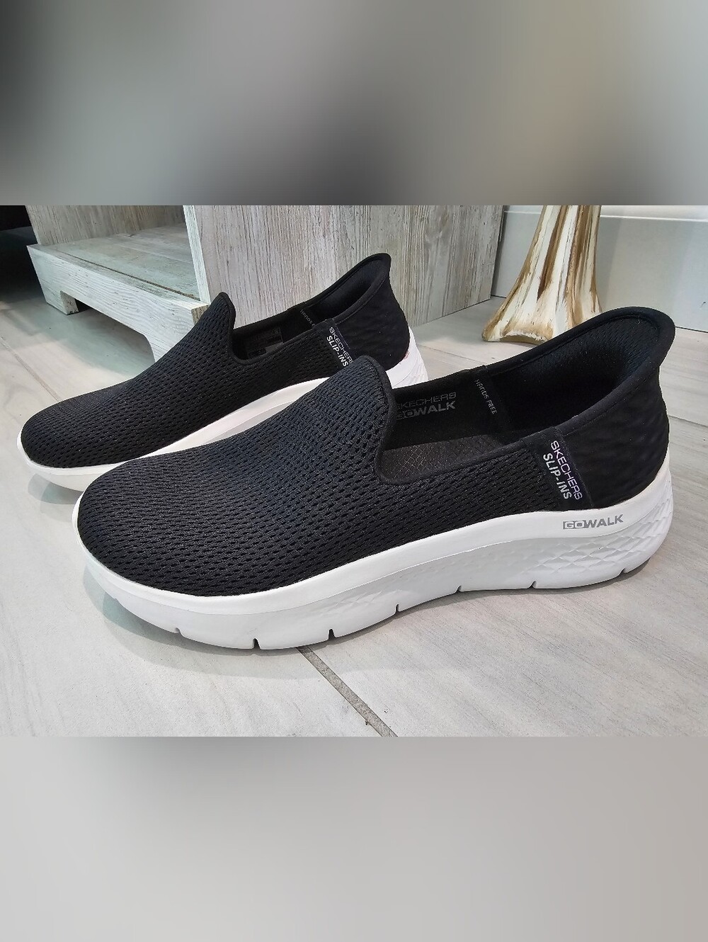 Skechers Slip Ins Women's Black Hands Free Sneakers Size 8.5